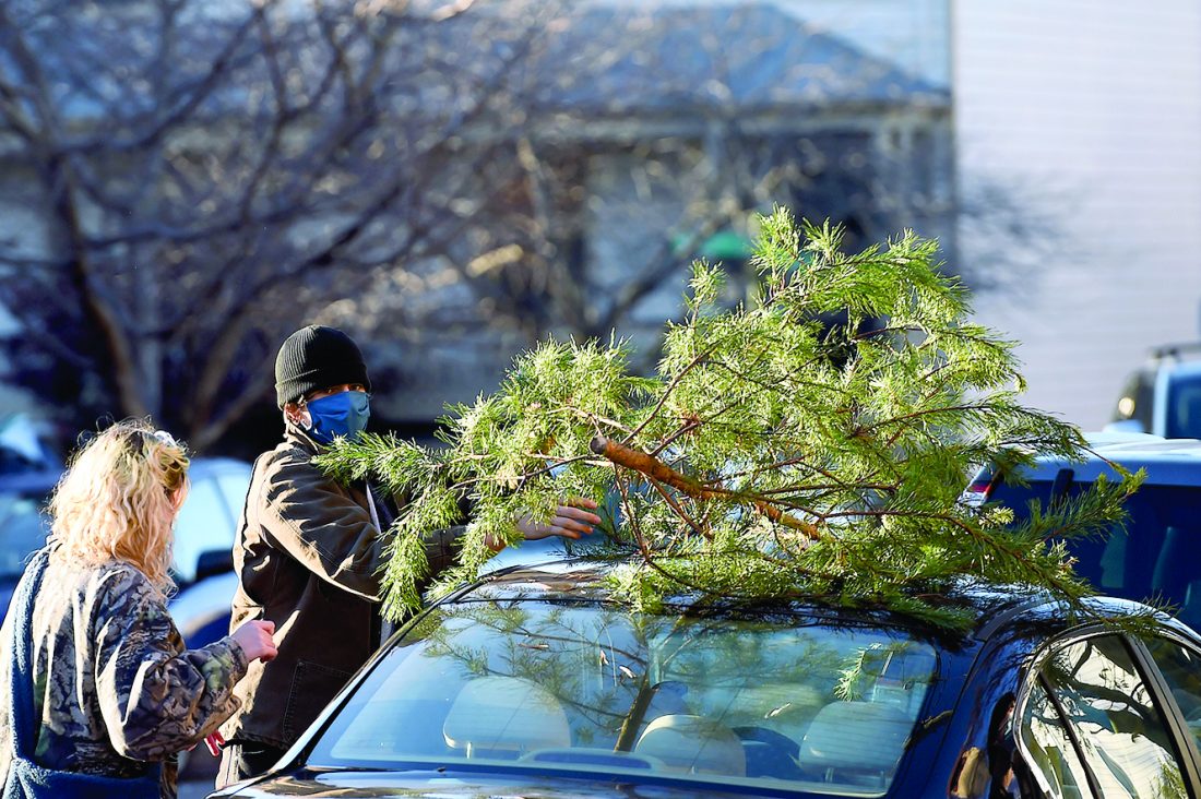 ‘Charlie Brown’ Christmas trees lift school, spirits News, Sports